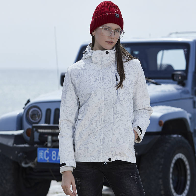 户外滑雪可拆卸三合一防水抓绒内胆冲锋衣女款KT2-21888B图5